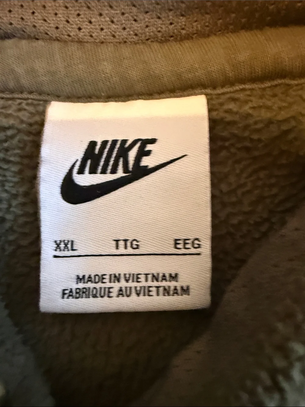 Nike Men's Olive Green Hoodie with Black Swoosh XXL